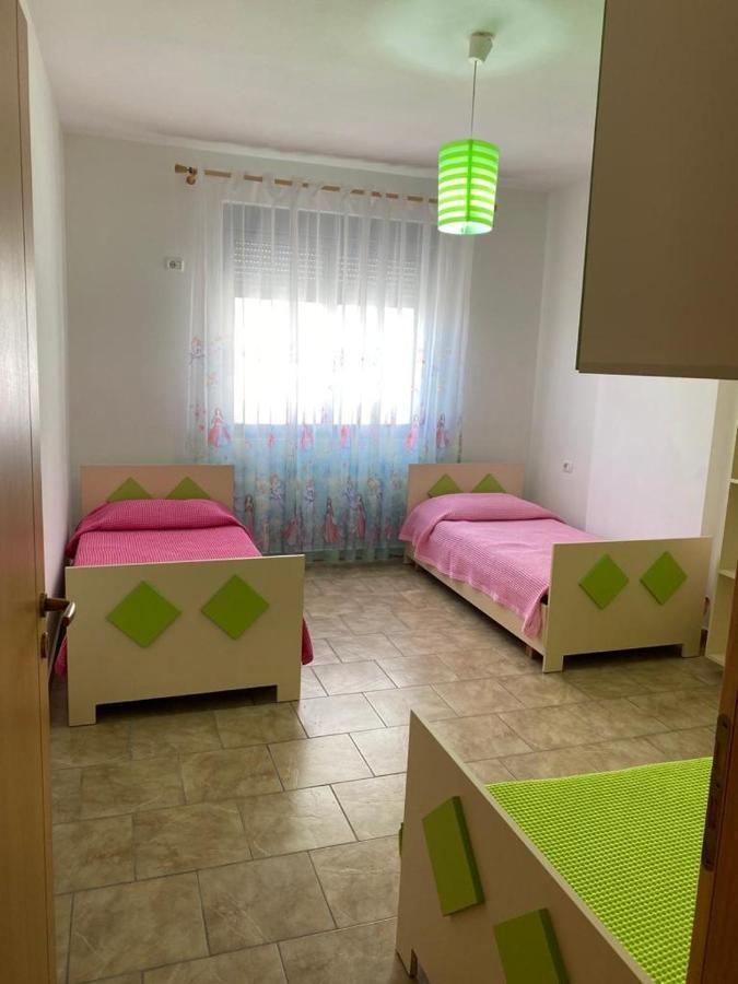 דירות אוריקום Agaraj Apartament מראה חיצוני תמונה